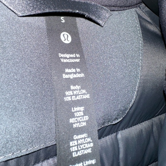 lululemon Men's Down for It All Vest - Picture 15 of 15
